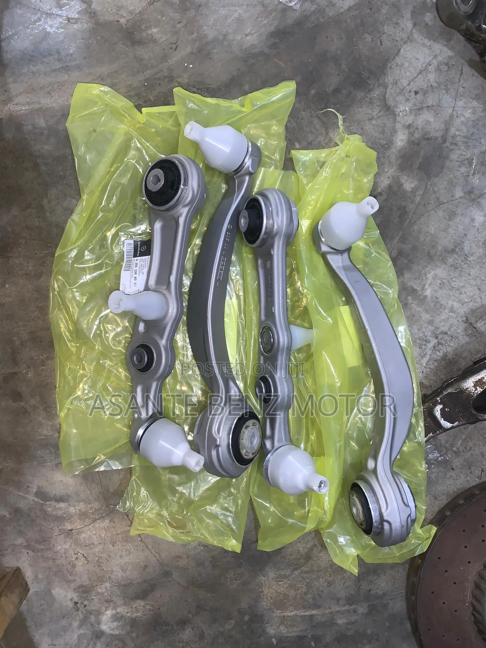 W205 Lower Arms