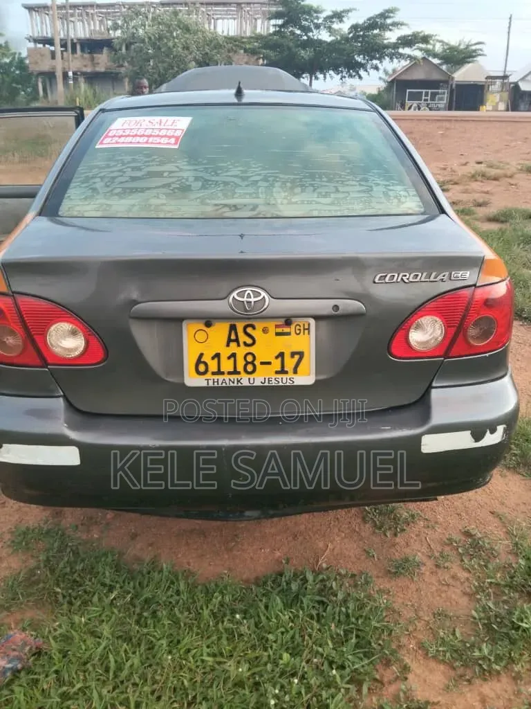 Toyota Corolla L 4-Speed Automatic 2013 Silver