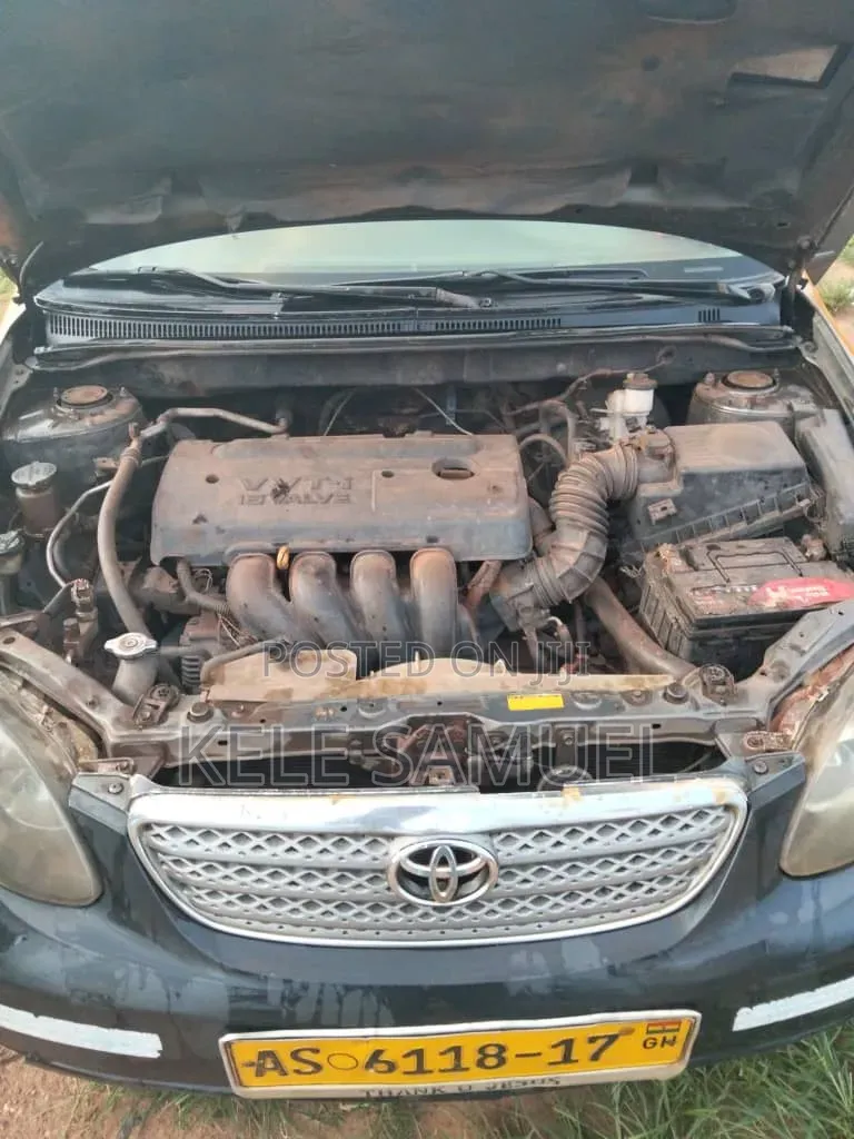 Toyota Corolla L 4-Speed Automatic 2013 Silver