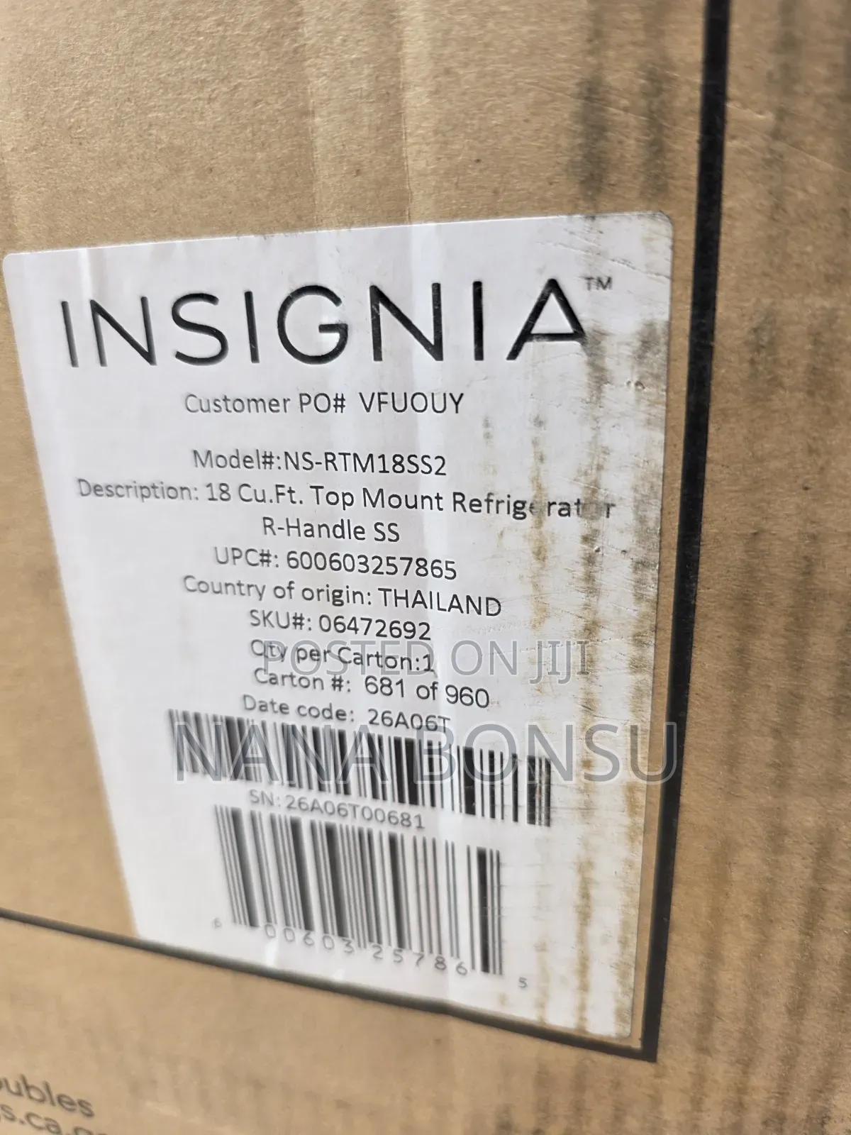 Insignia 18cu Ft Top Mount Refrigerator