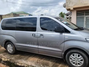 Hyundai Starex 2019 Silver