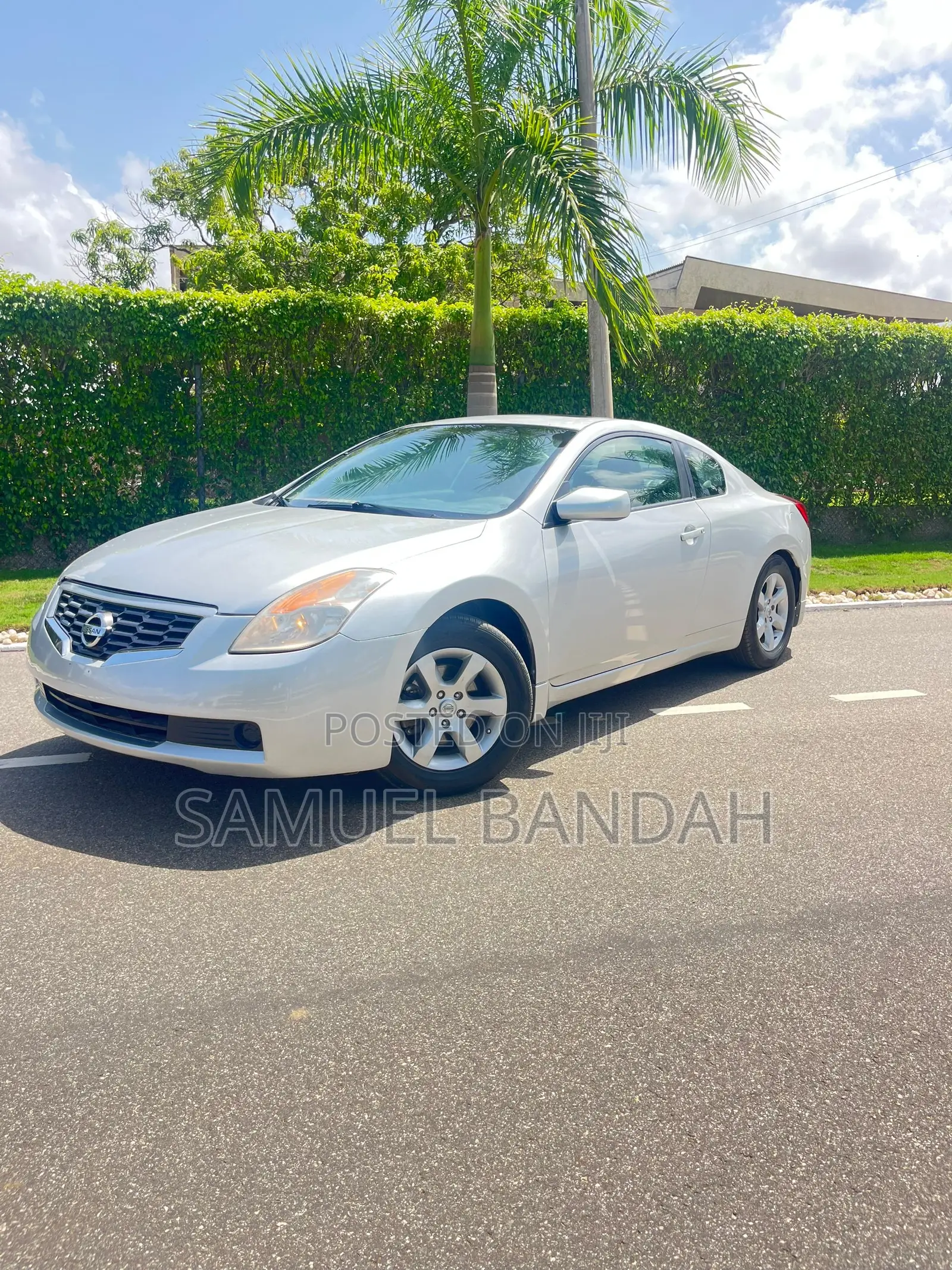 Nissan Altima 2.5 S Coupe CVT 2010 Gray