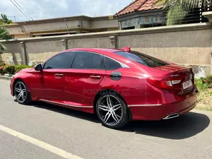 Honda Accord Touring 2.0T 2022 Red