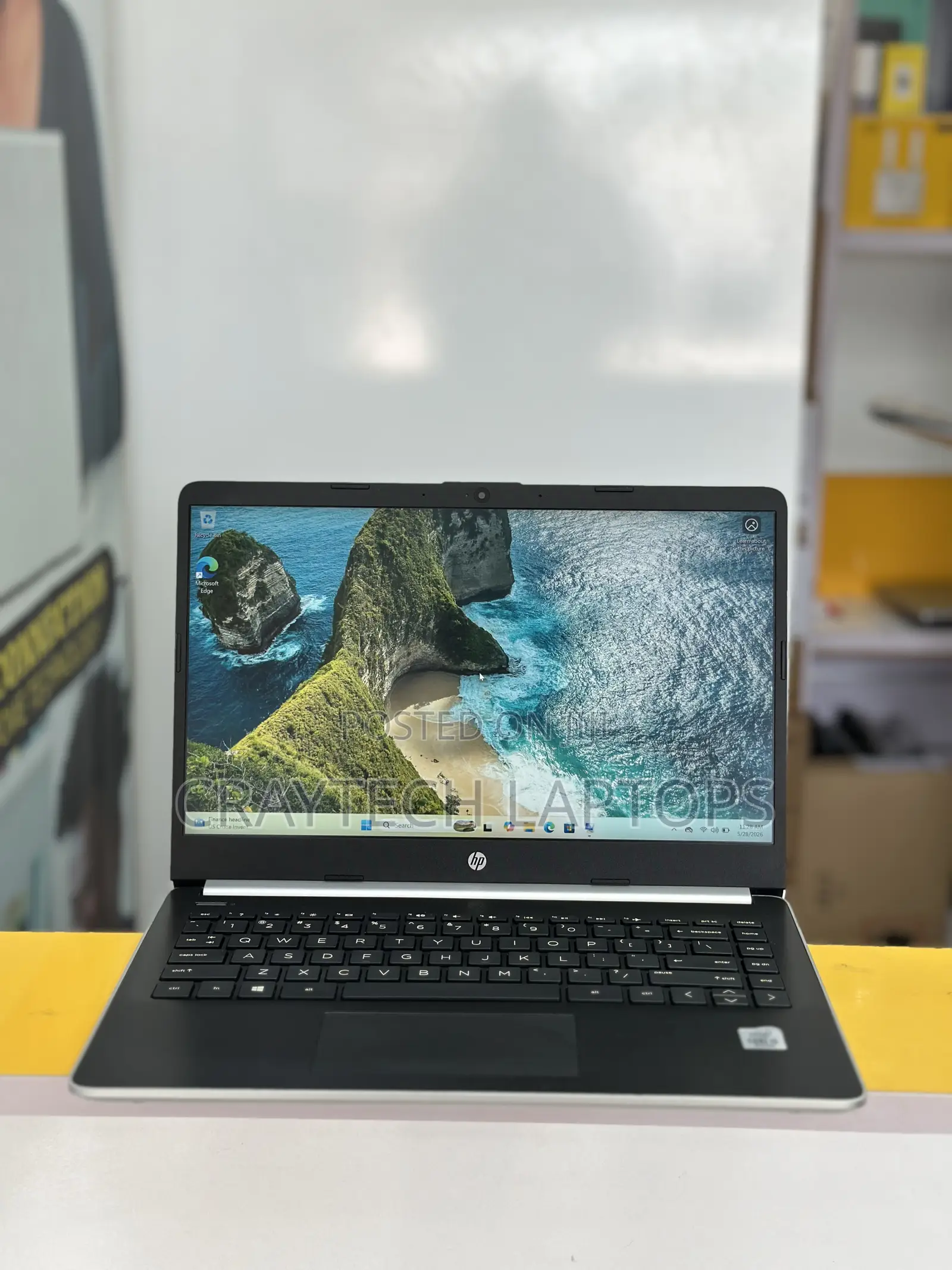 New Laptop HP 14-dq1025cl 8GB Intel Core i5 SSD 256GB