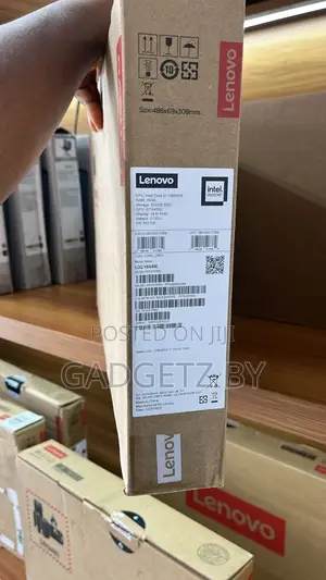 New Laptop Lenovo LOQ 15ARP9 16GB Intel Core i7 SSD 512GB