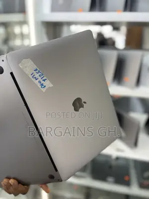 Laptop Apple MacBook Pro 2020 8GB Apple M1 Pro SSD 256GB