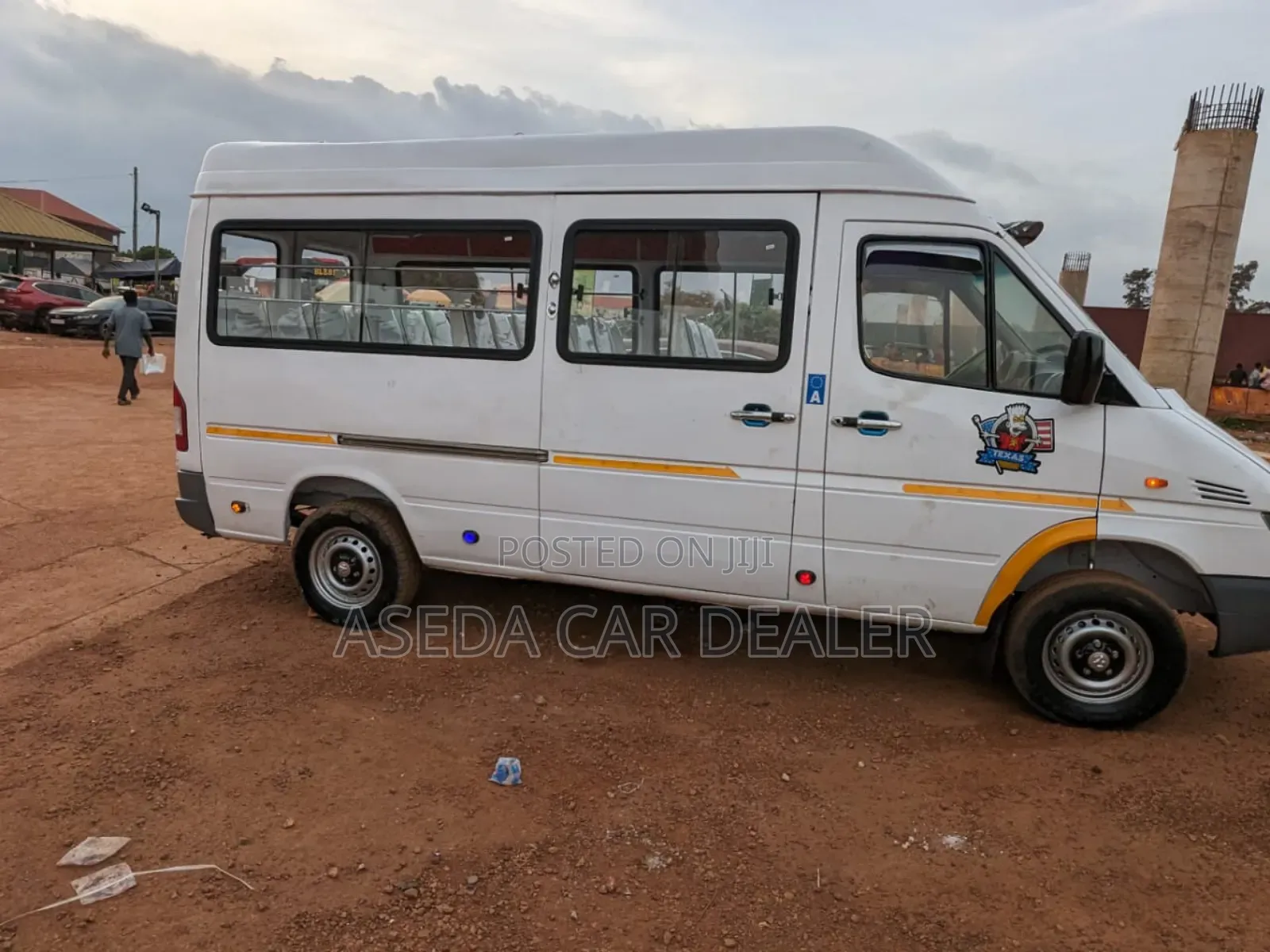 Mercedes-Benz Sprinter 2000 White