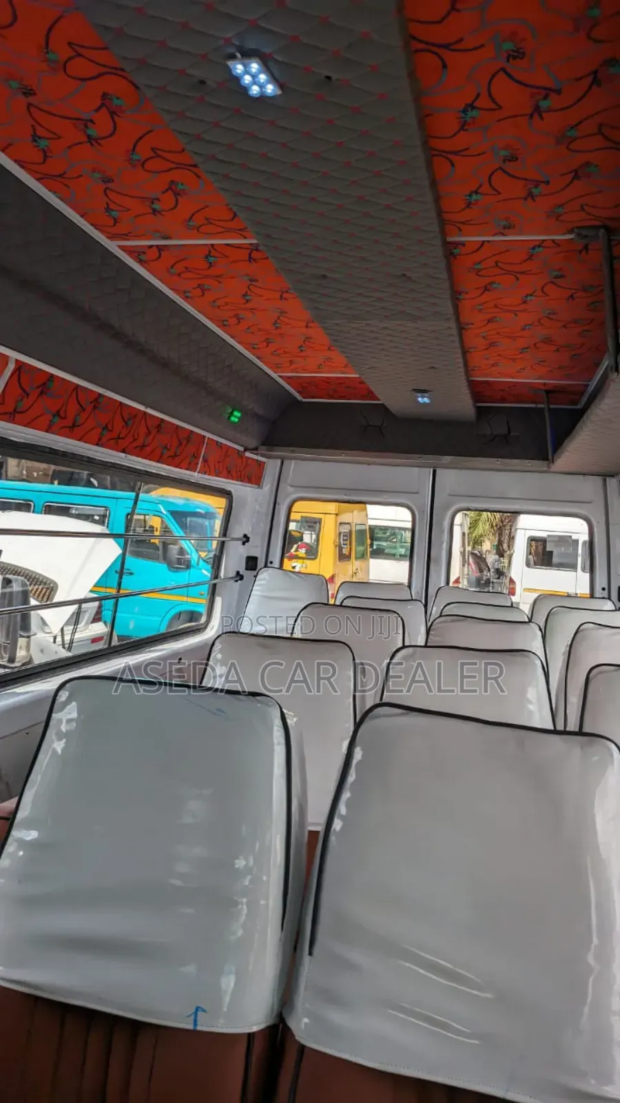 Mercedes-Benz Sprinter 2000 White