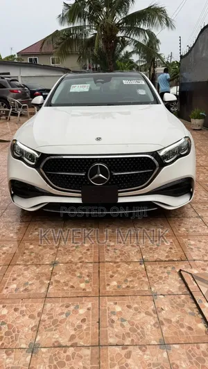 Mercedes-Benz E300 2025 White