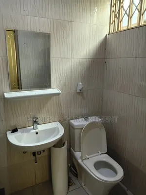 4bdrm Duplex in Community 25 for sale