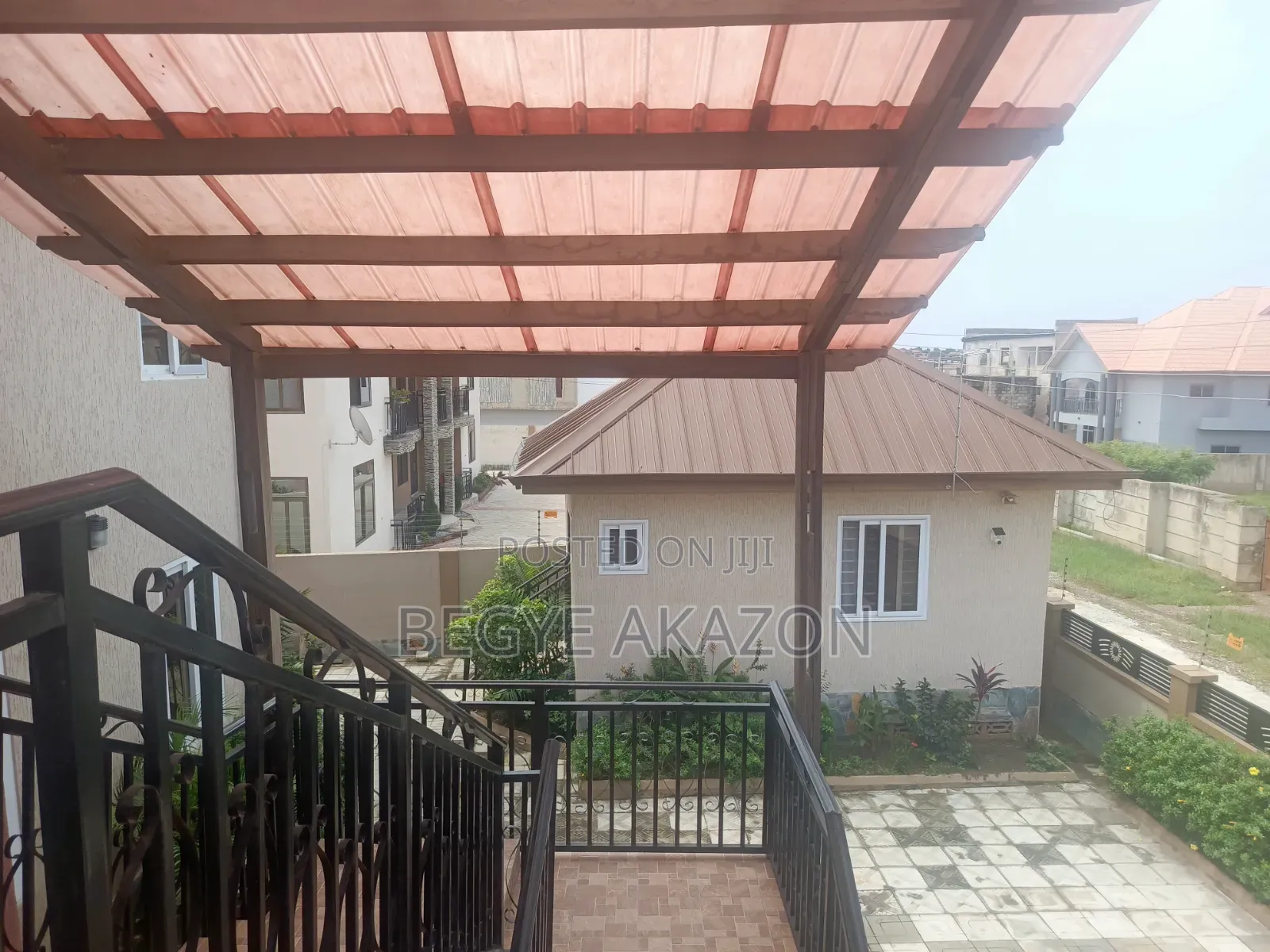 Furnished 8bdrm House in Begye, Tseaddo for rent