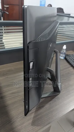 Desktop Computer Lenovo 8GB Intel Core i5 SSHD+SSD 1T