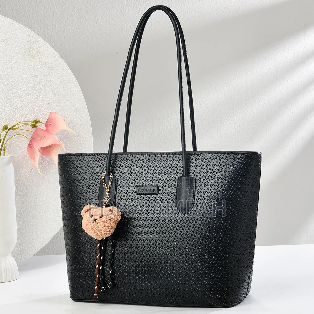 Spacious Tote Bag