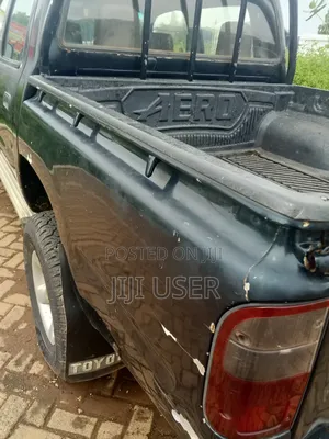 Toyota Hilux 2.5 Cab 2005 Blue