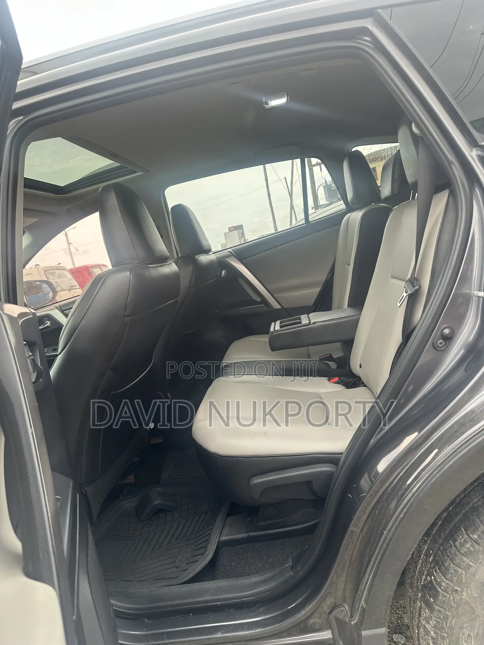 Toyota RAV4 2018 Gray