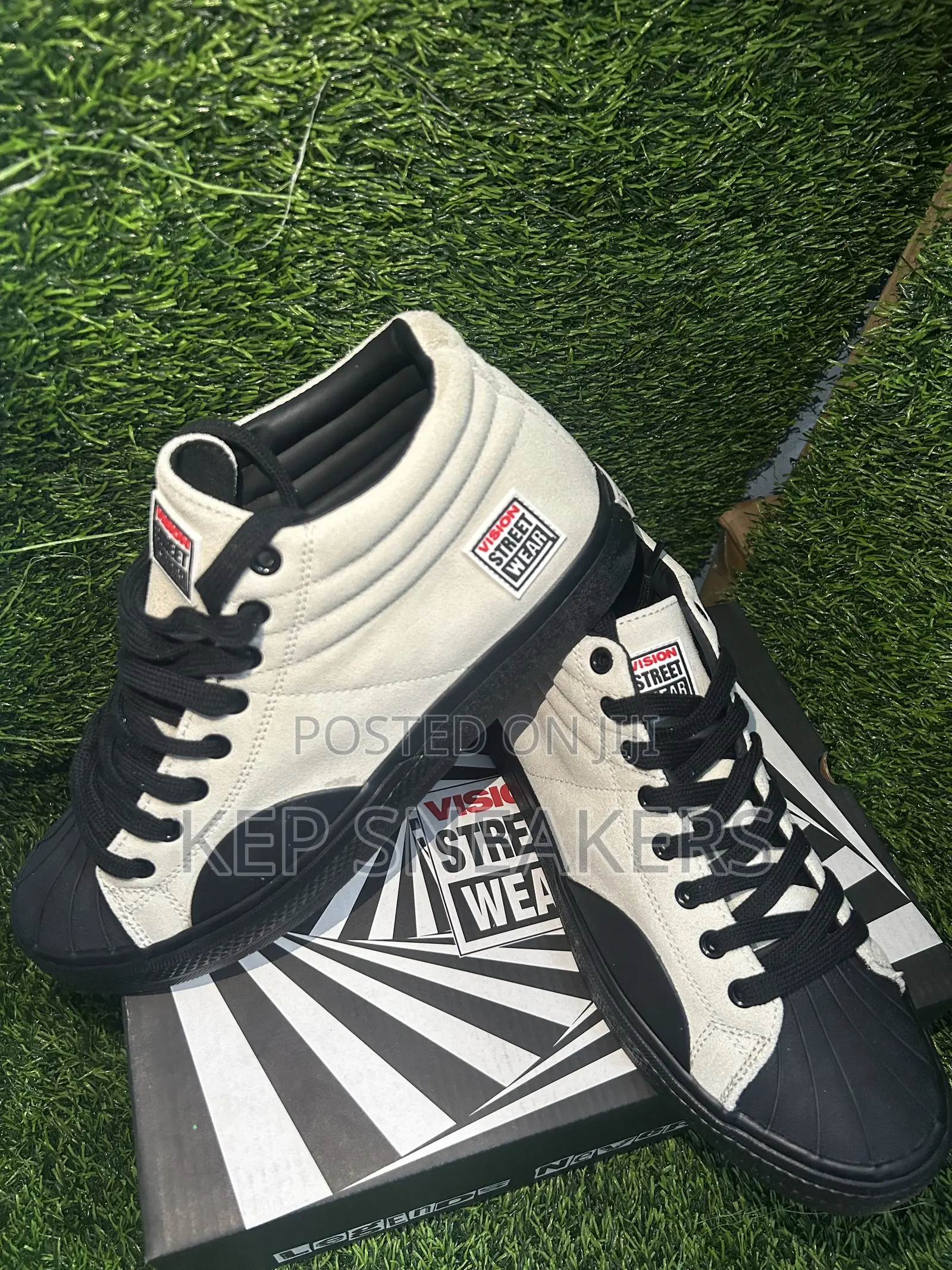 Vision Street Wear Leather Suede High Top Bone and Black