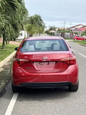 Toyota Corolla 2016 Red
