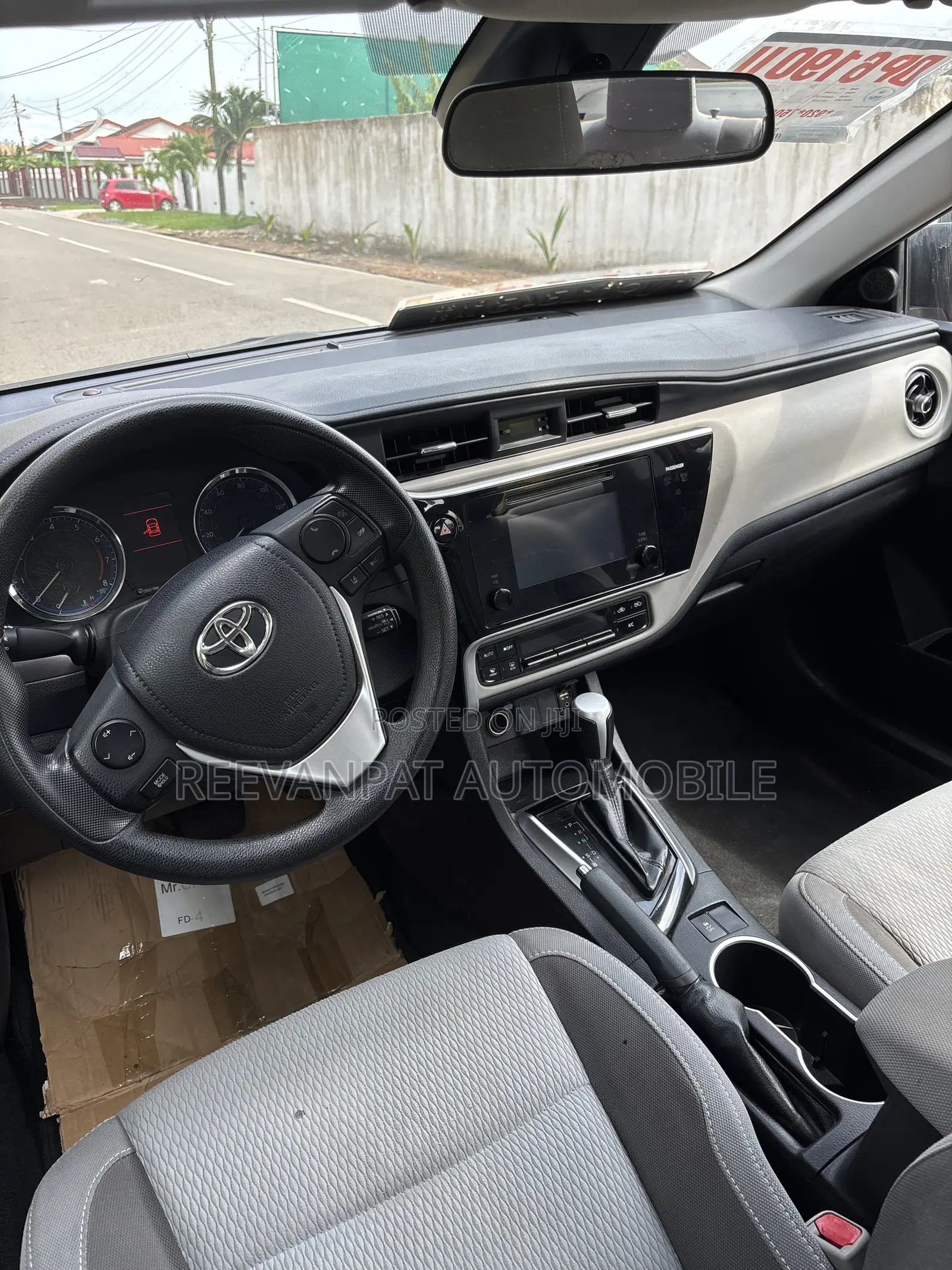 Toyota Corolla 2016 Red