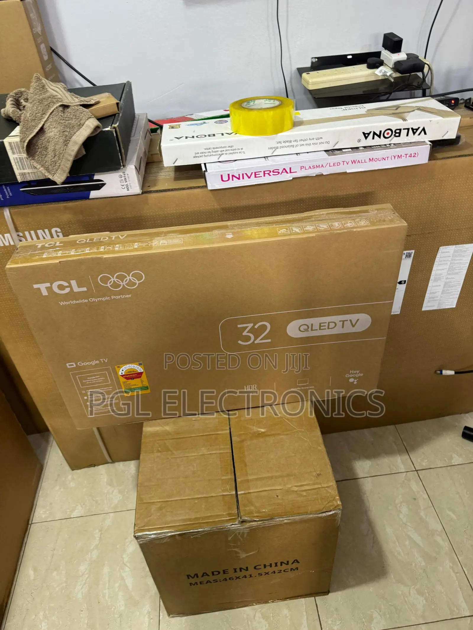 TCL 32 Smart Tv Qled HDR 10 Google Tv, Bluetooth, Wifi