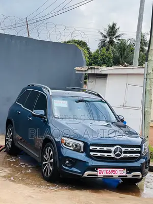 Mercedes-Benz GLB-Class 2021 Blue