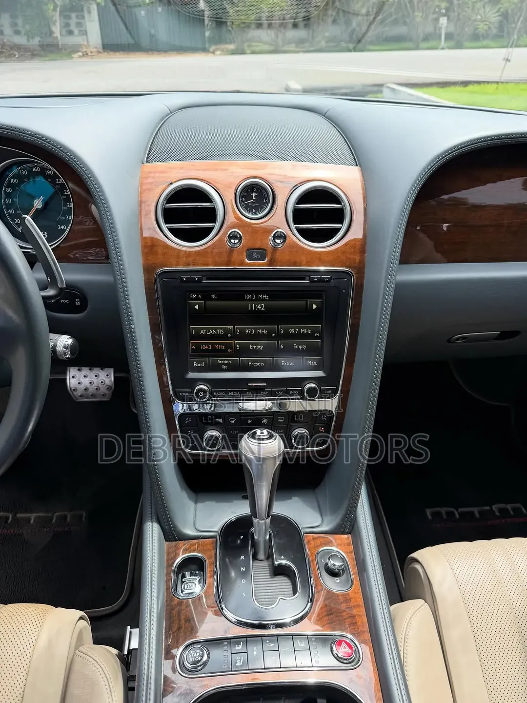 Bentley Continental 2017 Blue