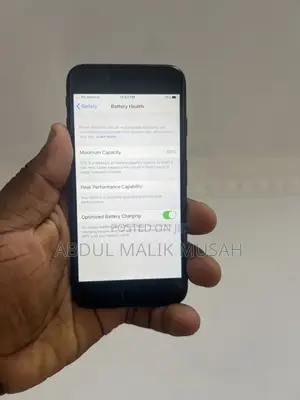 Apple iPhone 7 32 GB Black