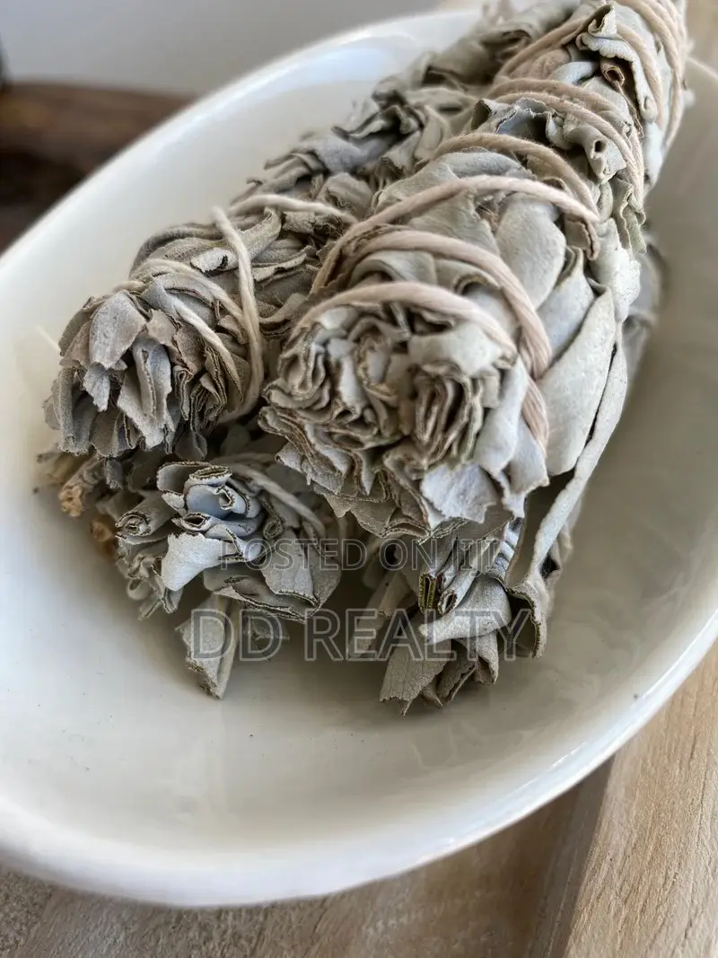 Premium White Sage Smudge Bundle – Natural Cleansing Aromatherapy