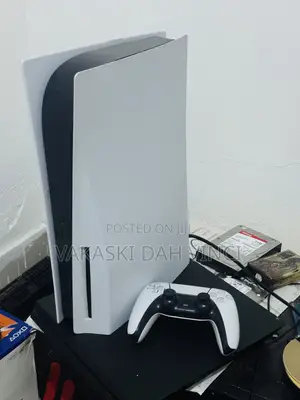 Selling Standard Ps5 With 5 Online Games And 1 Controller.