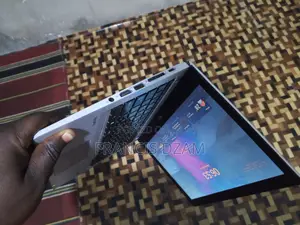 Laptop NEC N22G 8GB Intel Core i5 SSD 256GB