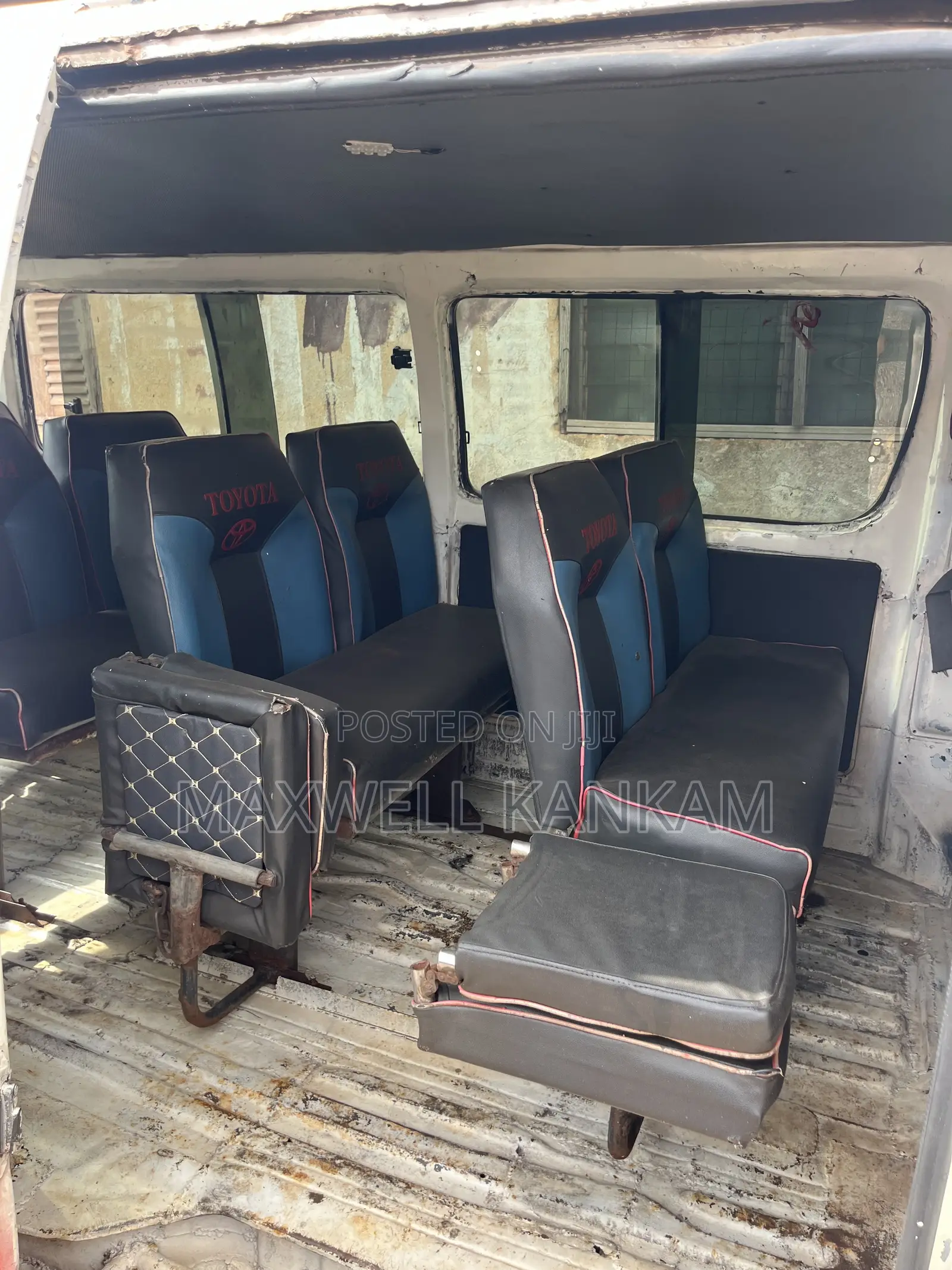 Toyota HiAce 2008 White