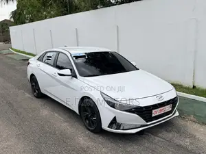 Hyundai Avante 2023 White