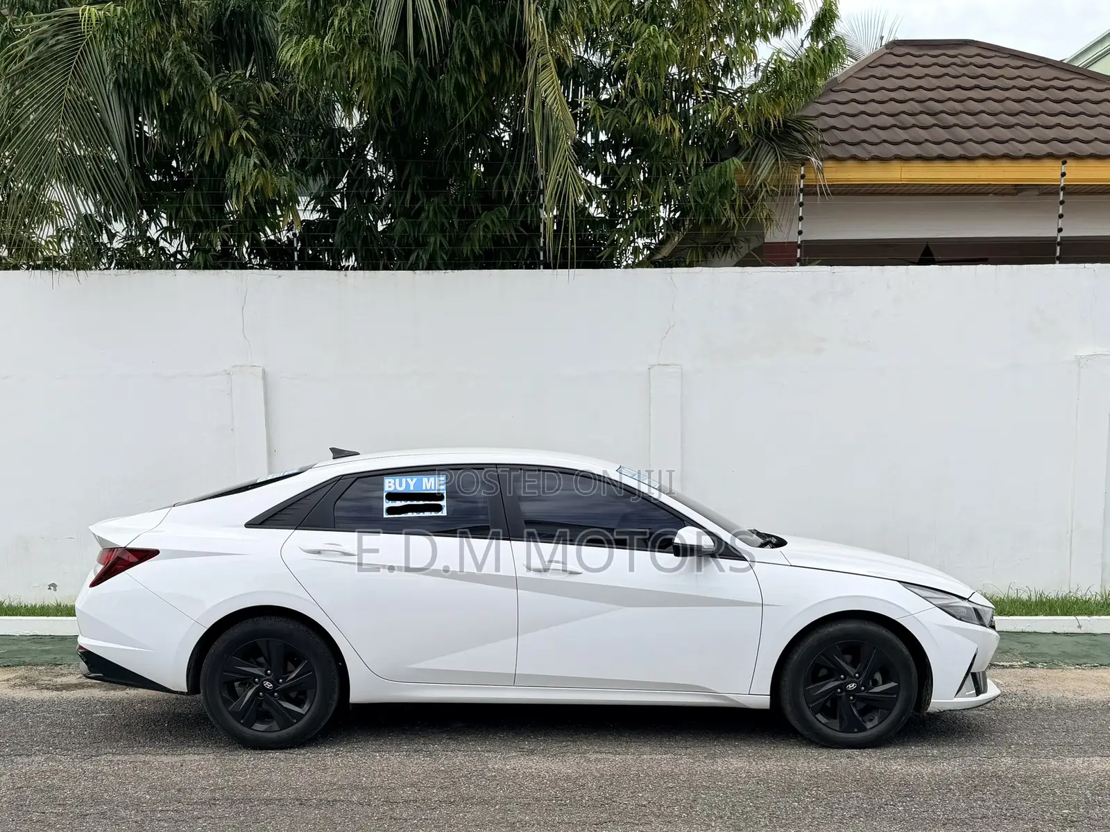 Hyundai Avante 2023 White