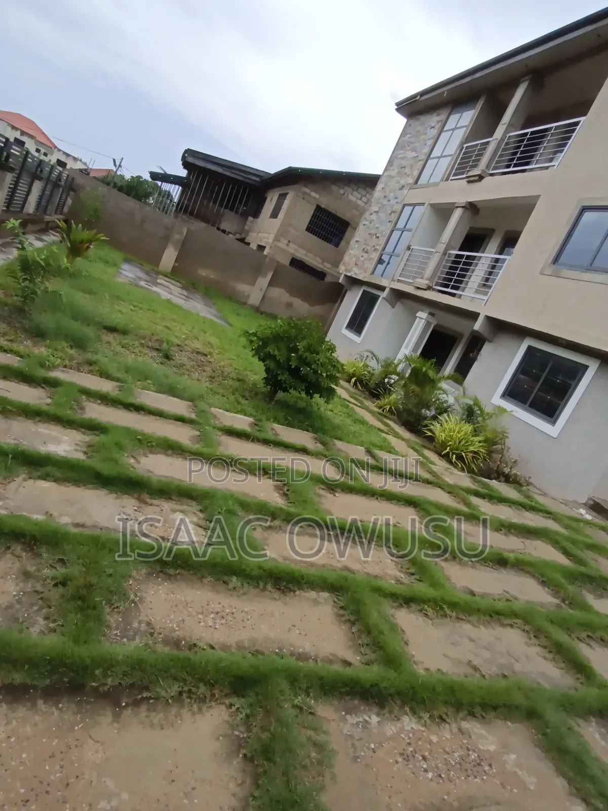 2bdrm Apartment in Gbawe-Bulemin, Bullemin for rent