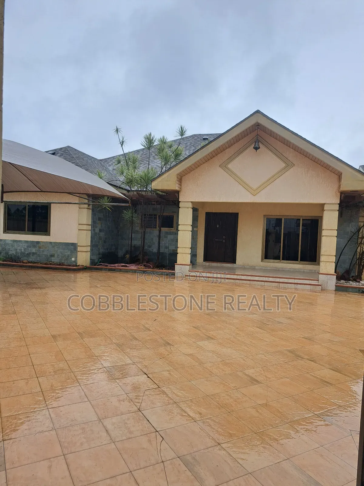 3bdrm House in Teshie for rent