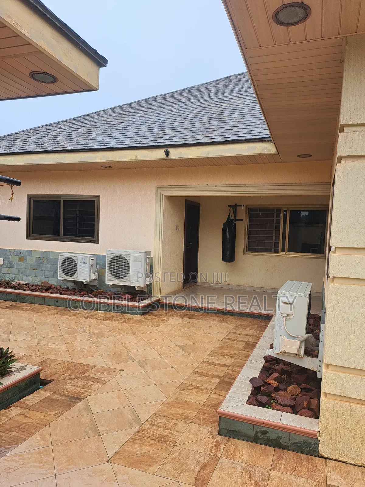 3bdrm House in Teshie for rent