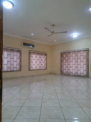 3bdrm House in Teshie for rent