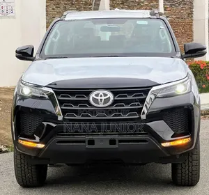 New Toyota Fortuner 2025 Black