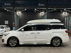 Kia Carnival 2014 White