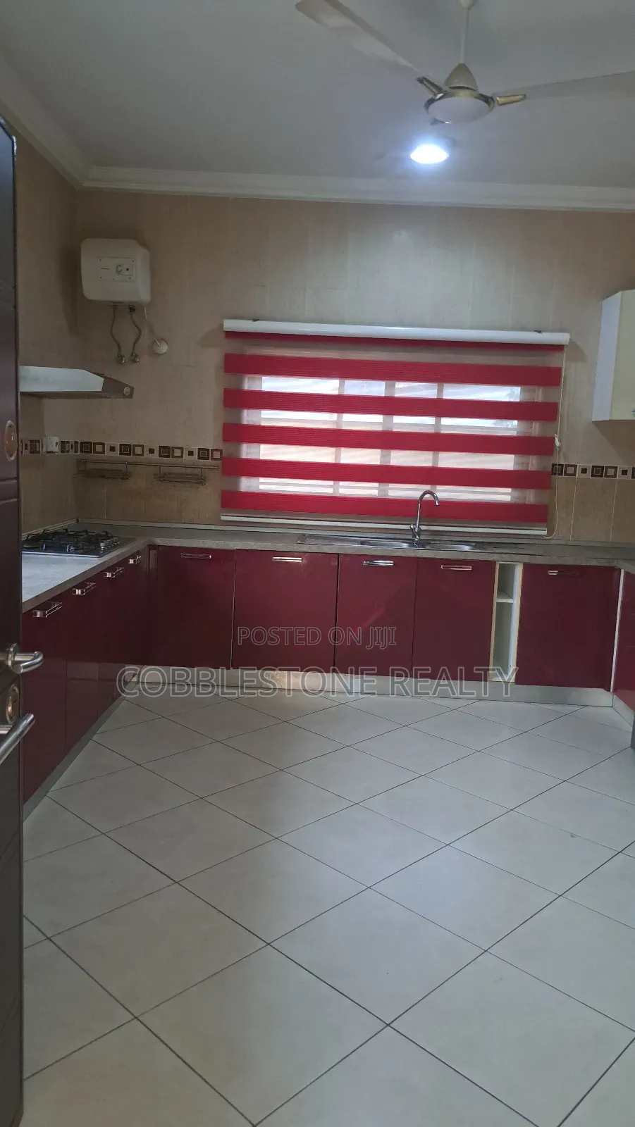 3bdrm House in Teshie for rent