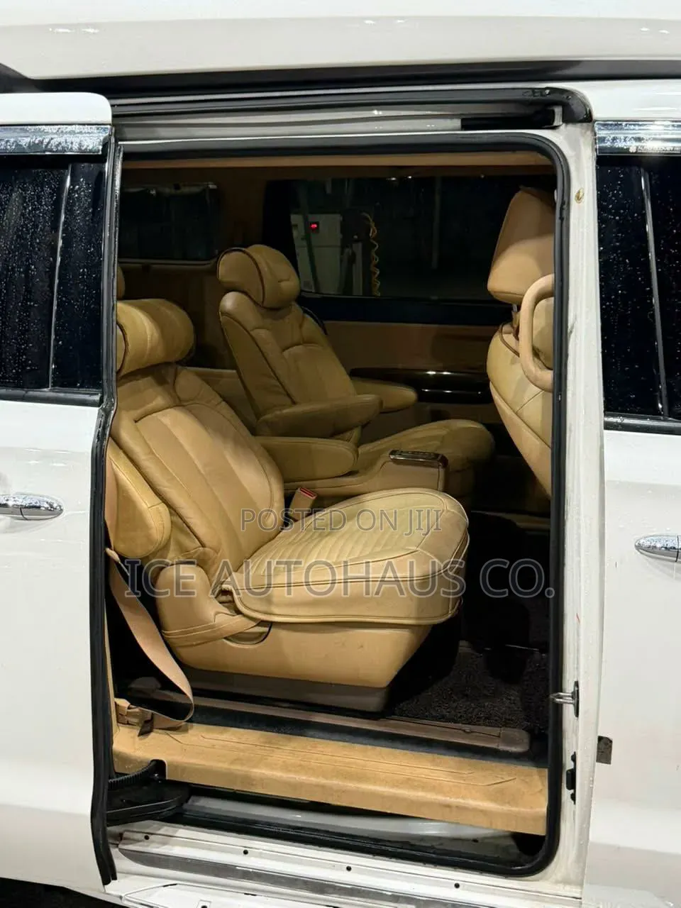 Kia Carnival 2014 White