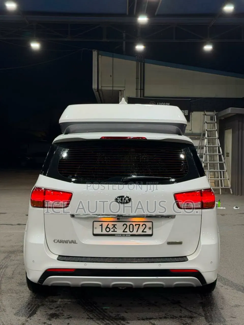 Kia Carnival 2014 White