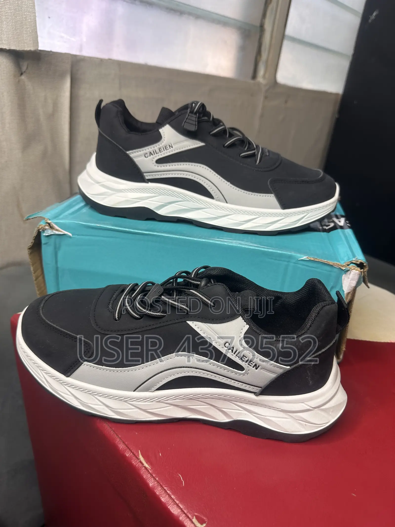 Sleek Rb Casual Sneakers