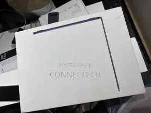 New Laptop Apple MacBook Air 2026 M5 16GB Intel SSD 512GB
