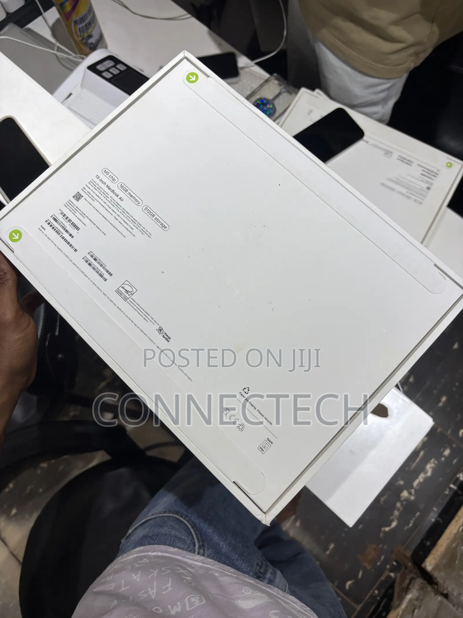 New Laptop Apple MacBook Air 2026 M5 16GB Intel SSD 512GB