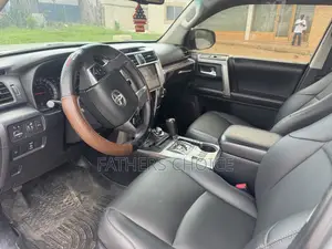 Toyota 4-Runner Limited 4dr 4x4 (4.0L 6cyl 5A) 2017 Silver