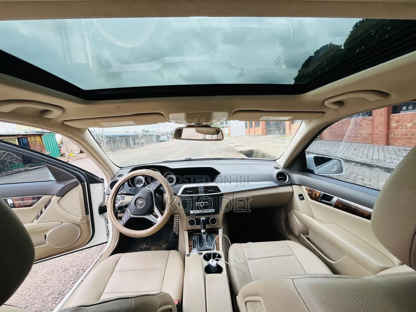 Mercedes-Benz C250 2014 White