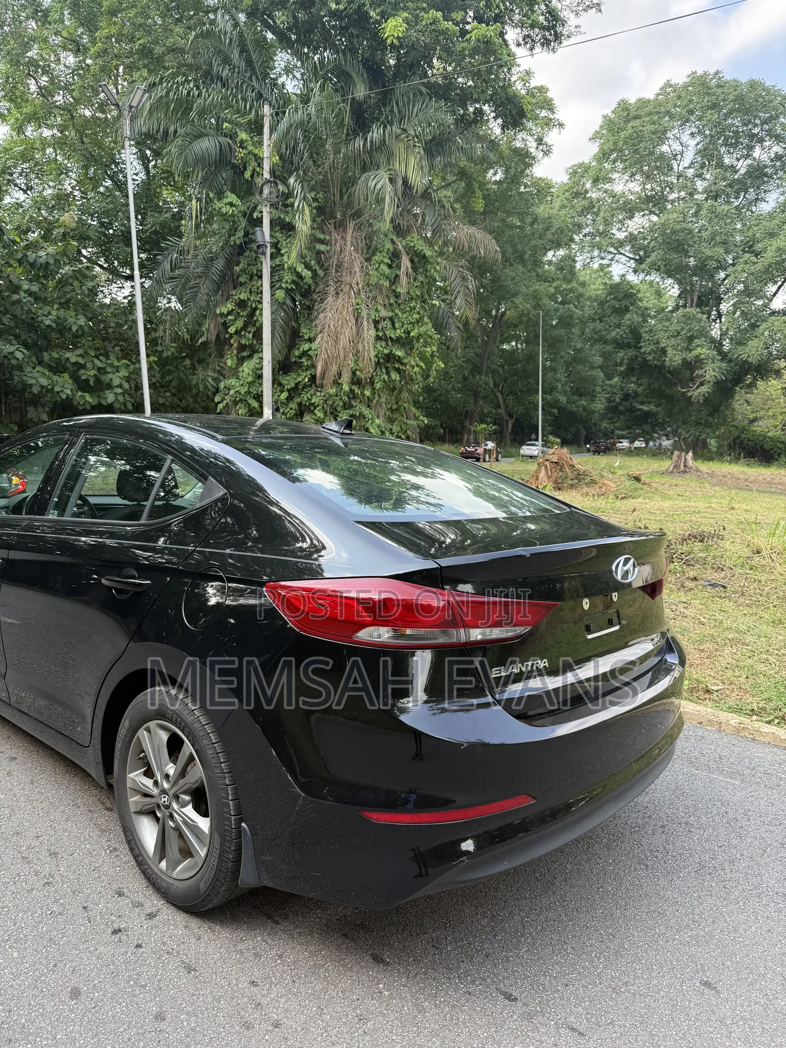 Hyundai Elantra Value Edition Sedan FWD (2.0L 4cyl 6A) 2017 Black