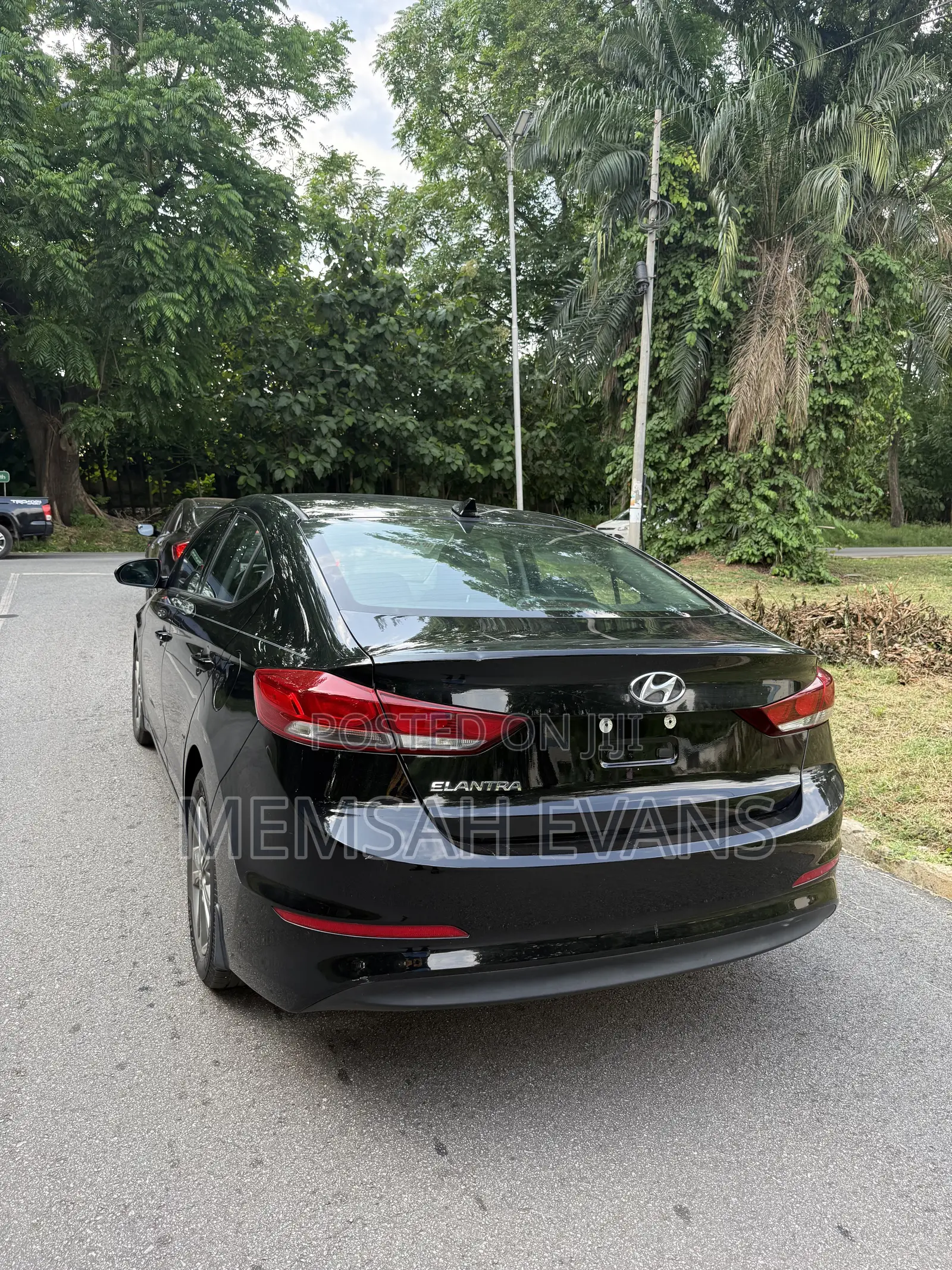 Hyundai Elantra Value Edition Sedan FWD (2.0L 4cyl 6A) 2017 Black