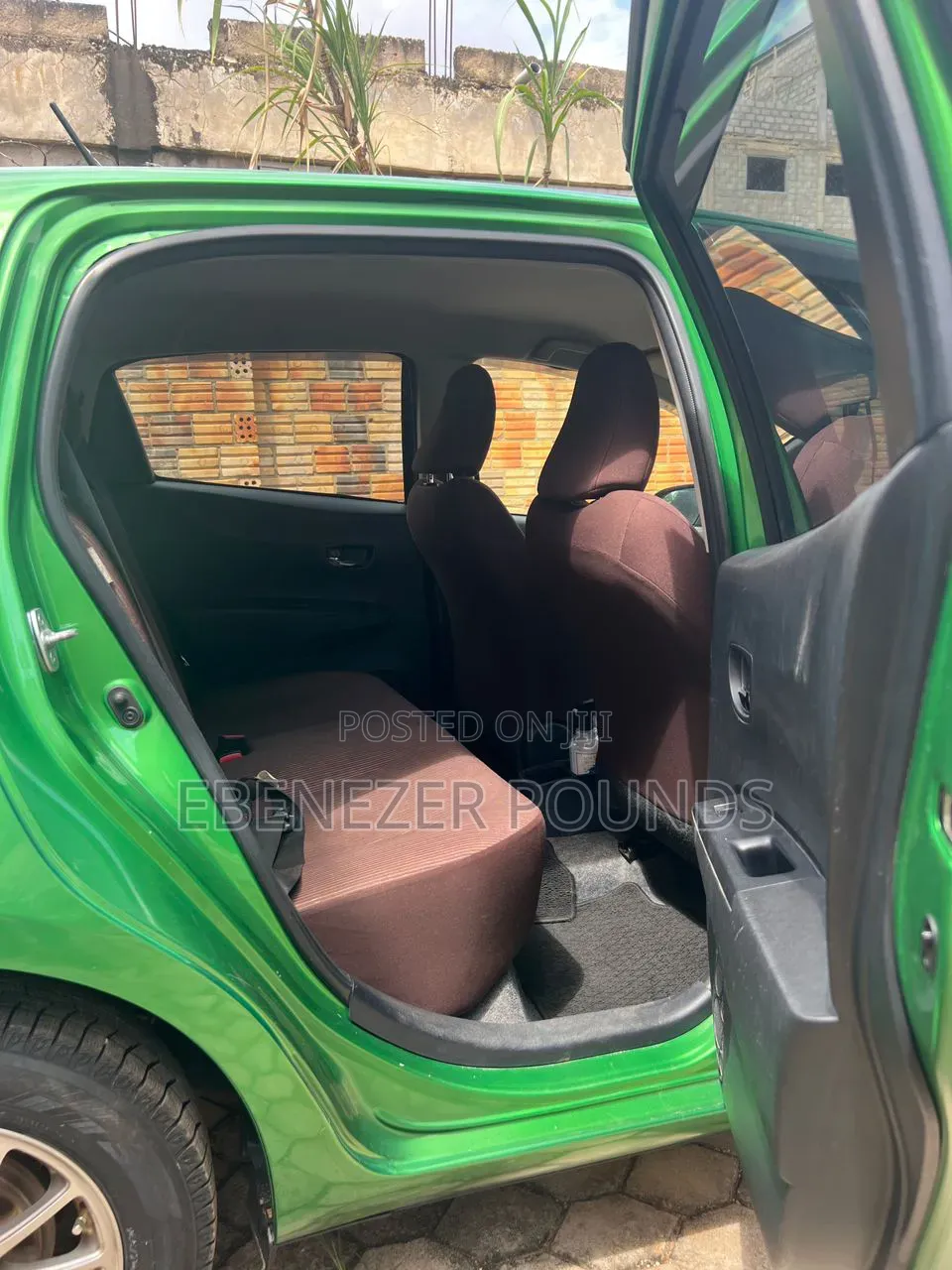 Toyota Vitz 2013 Green
