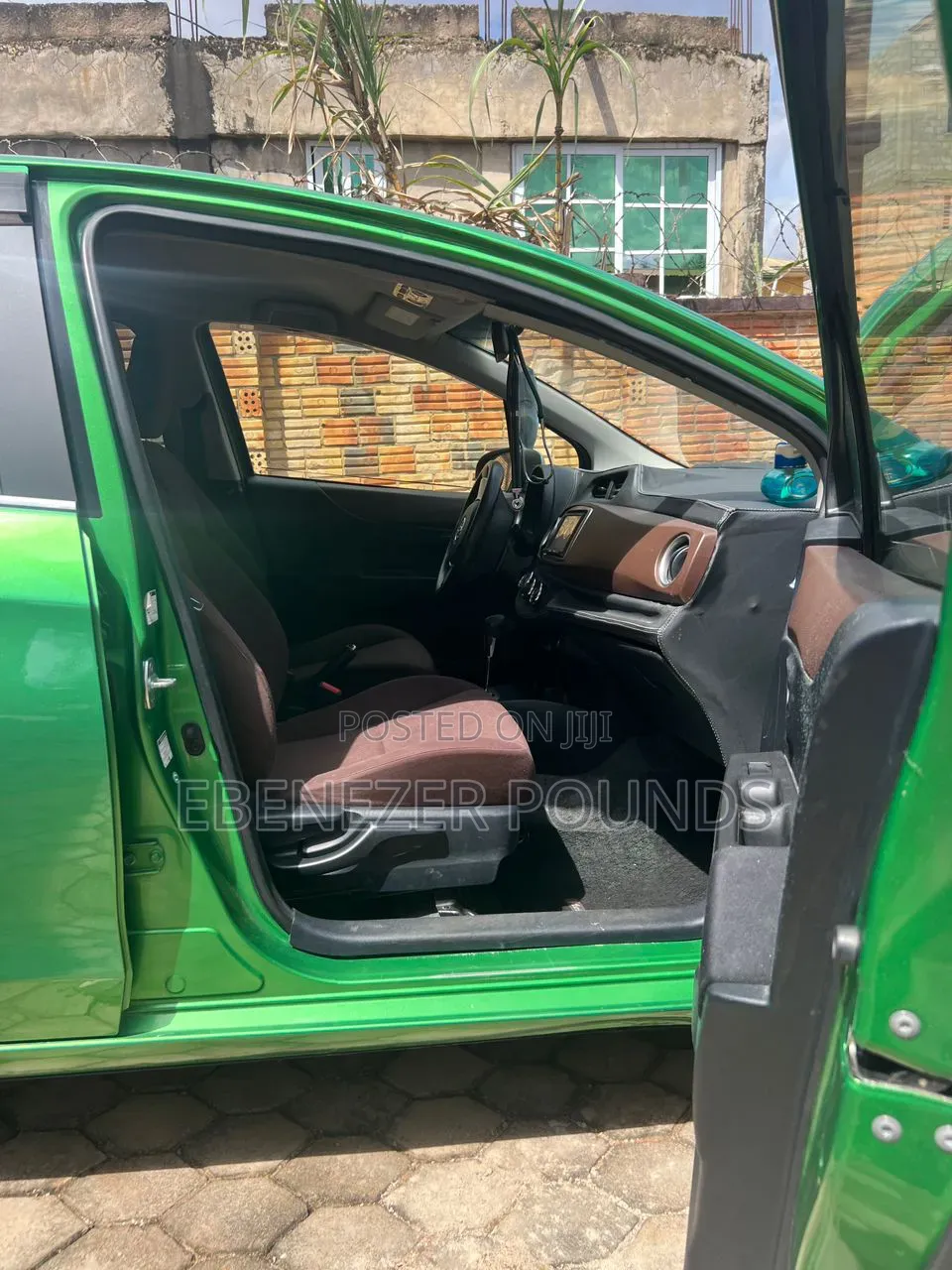 Toyota Vitz 2013 Green